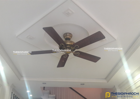 phào chỉ trần hàn quốc màu kem nc